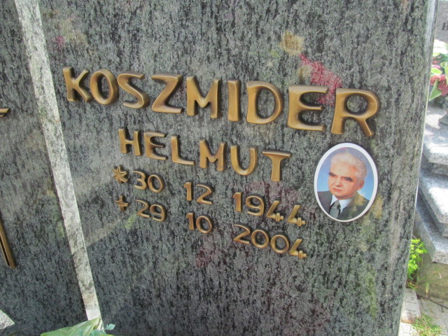 Helmut Koszmider 1944 Rybnik Popielów - Grobonet - Wyszukiwarka osób pochowanych