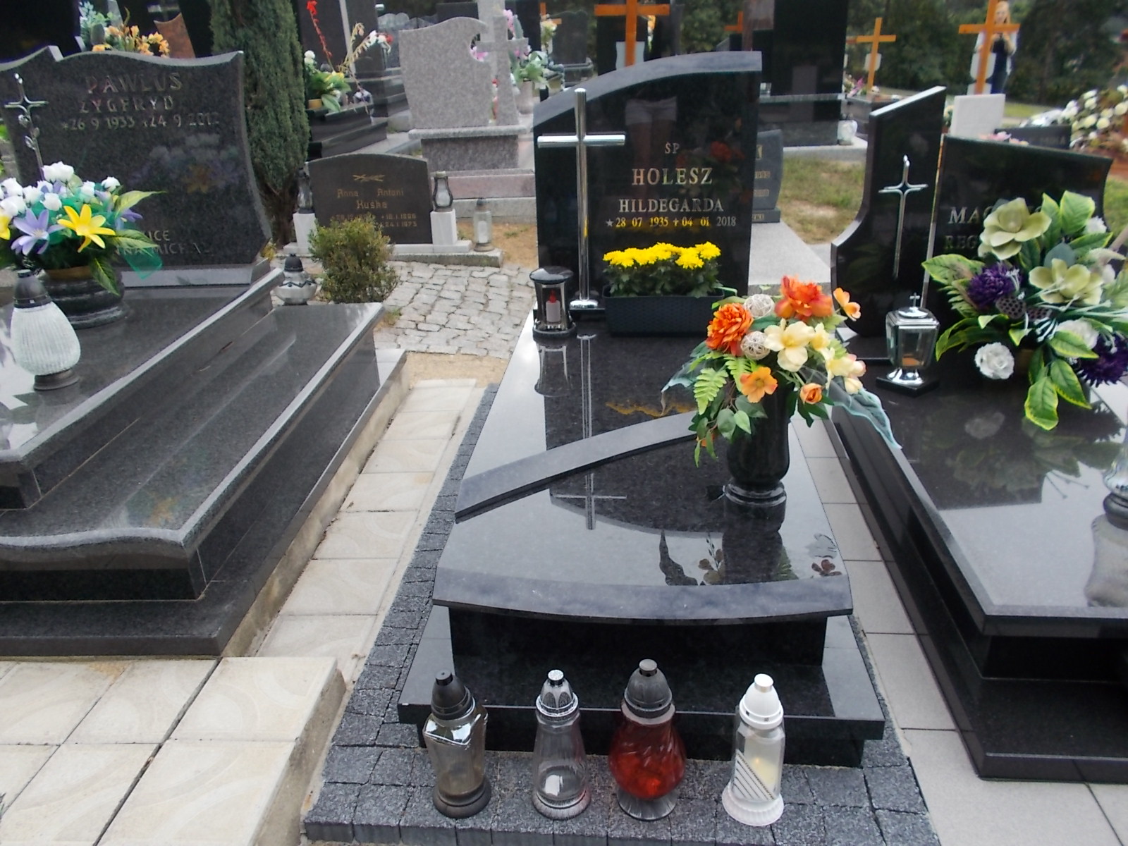 Grób Hildegarda Holesz